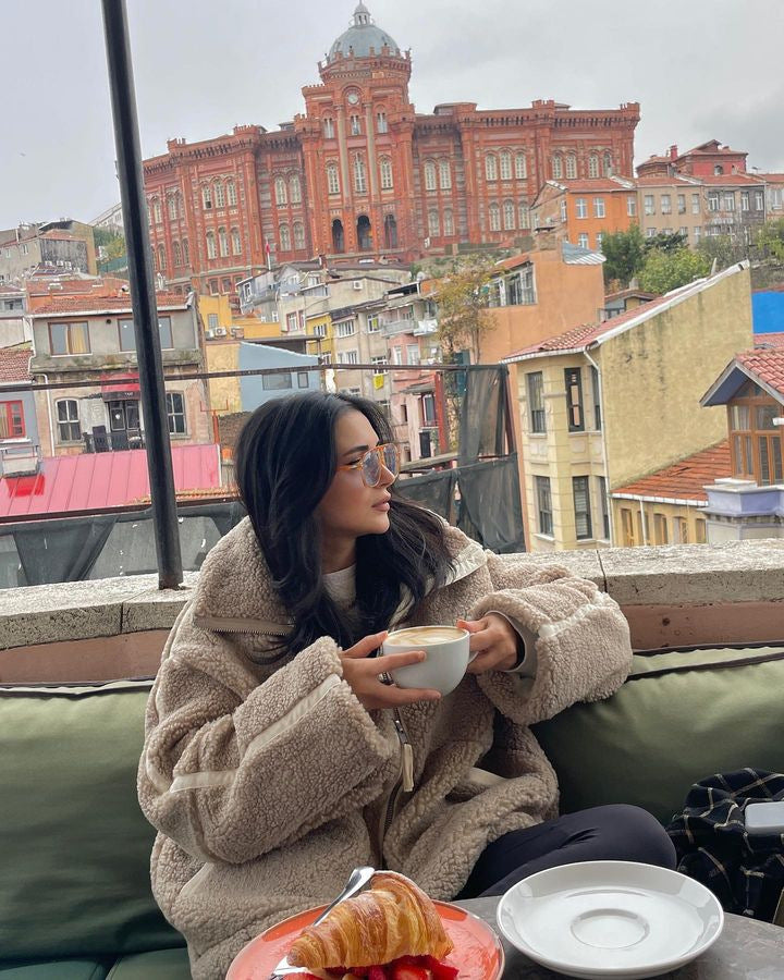 Miveah Teddy Outdoor Jacket™ – Warmer Stil für jeden Moment