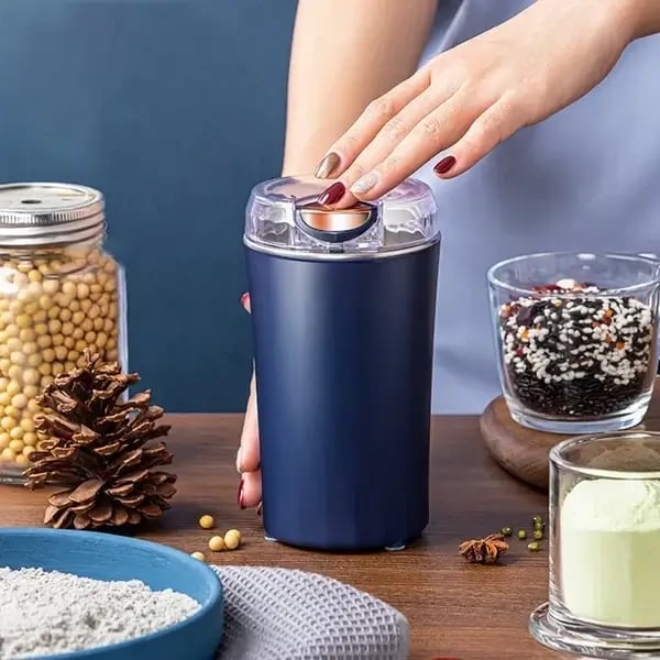 BlendGo™ - Tragbarer elektrischer Mixer | 50% RABATT