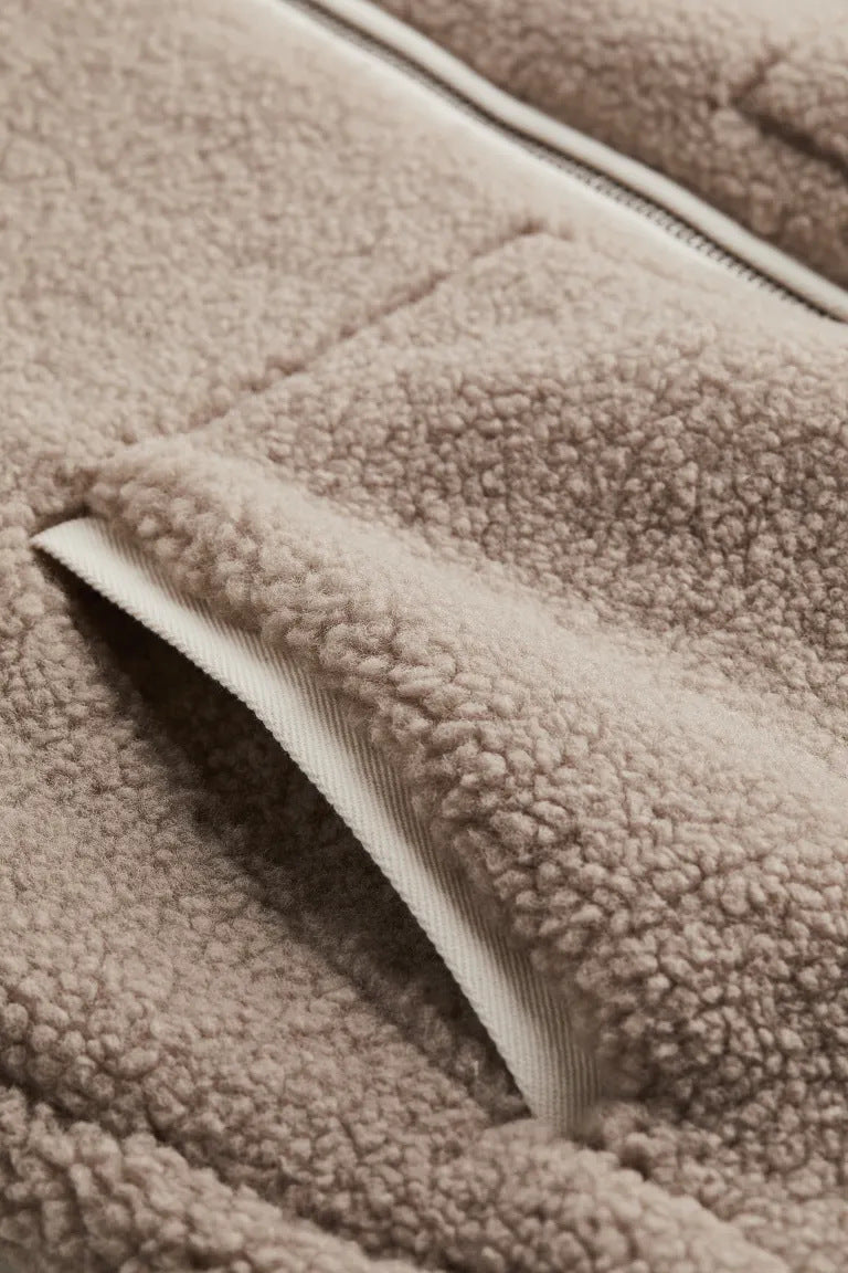 Miveah Teddy Outdoor Jacket™ – Warmer Stil für jeden Moment